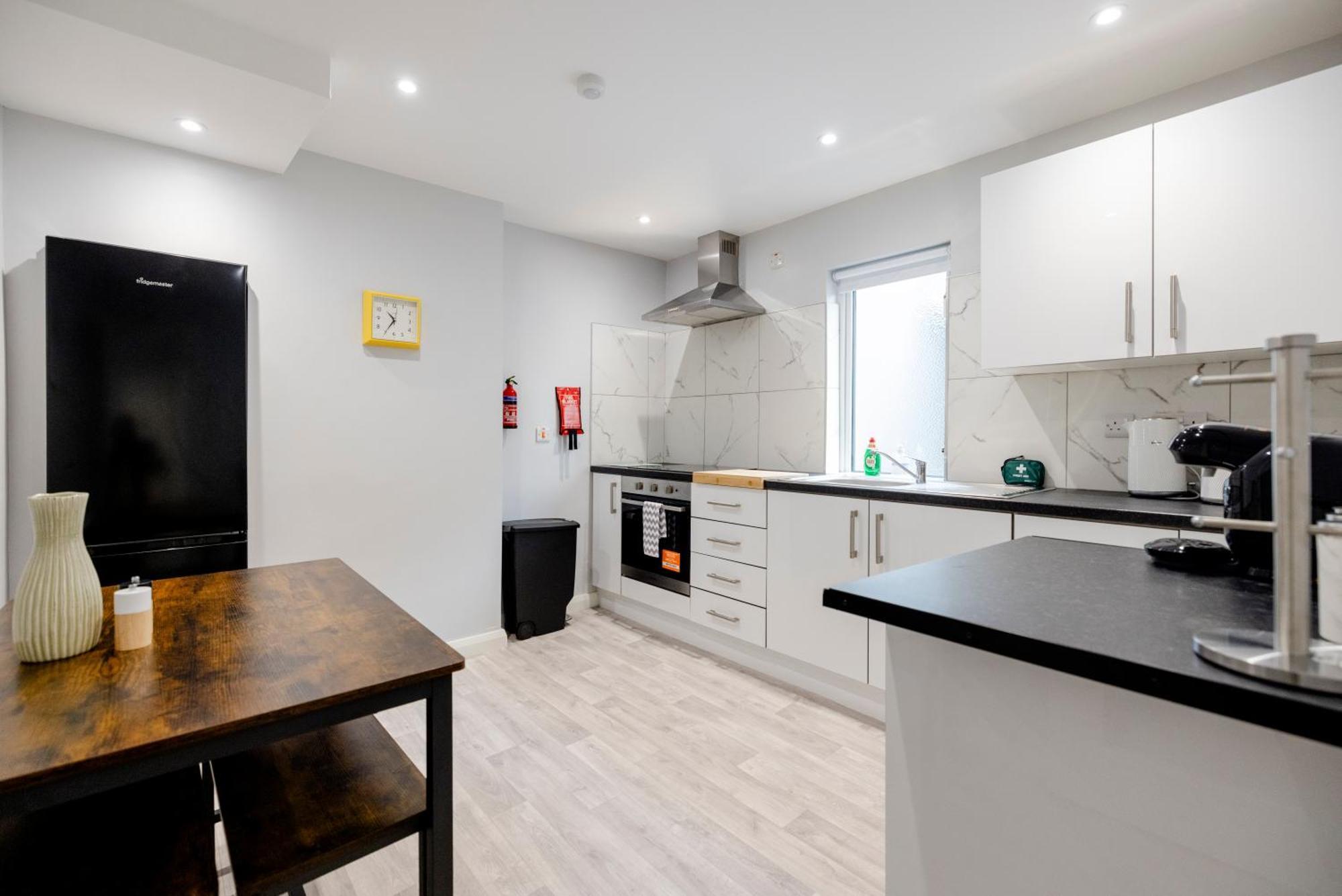 Modern 2 Bed Apartment Enniskillen Exterior foto